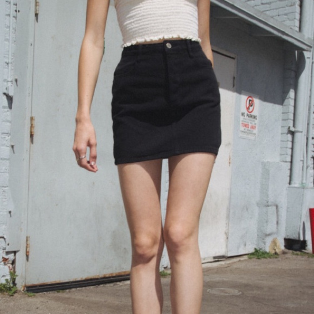 NEW Brandy Melville black denim skirt